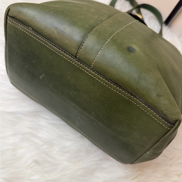 Coach Lily Legacy Turnlock Green Leather Tote Handbag - Picture 6 of 14